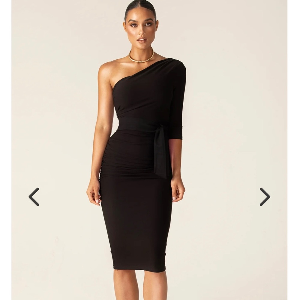 Alieva Bodycon Dress